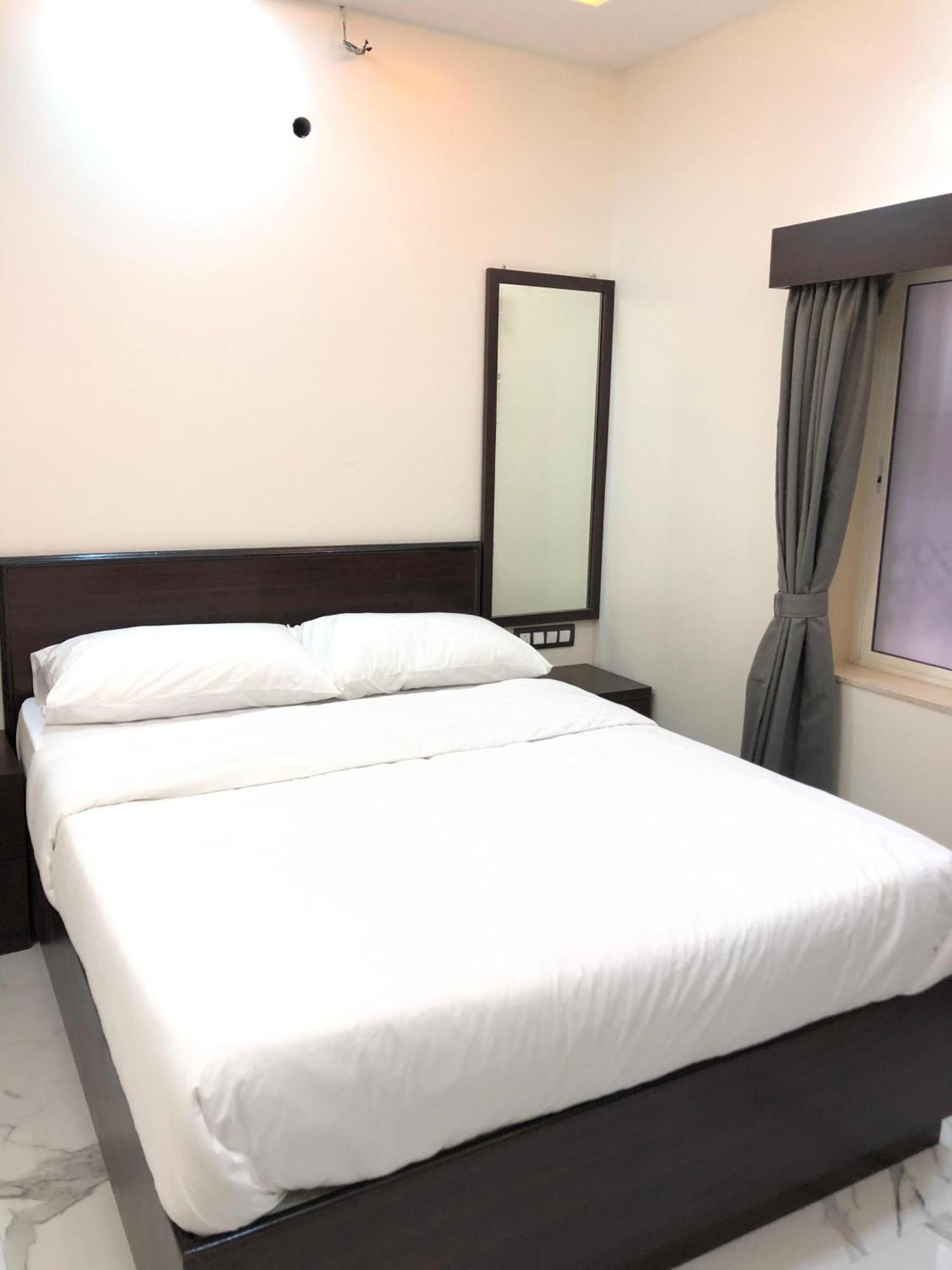 Sameena Guest House Panchgani Esterno foto